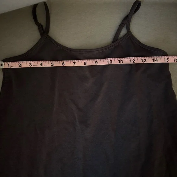 Torrid Tank Top Charcoal Grey Plus Size 0 Adjustable Straps Layering Lightweight - Picture 5 of 7